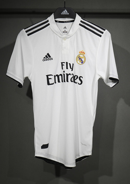 2018-19 Real Madrid retro home